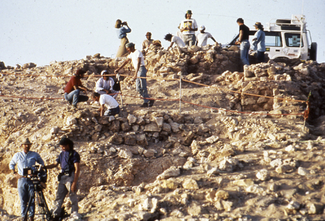 The group excavating the dig site.