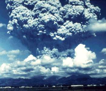 Mount Pinatubo eruption