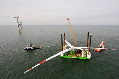 Photograph of REpower Systems 5M offshore wind turbine installed on Thornton Bank, Belgium.