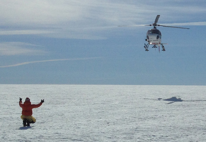 Aloha! After 20 days of work, the helicopter is coming back to get us, we greet with Hawaiian style!